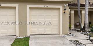 8520 E Southgate Shores Cir Gallery 1