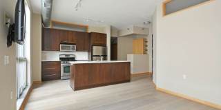 Modern 2-Bedroom Apartment with Private Patio in the Heart of Uptown Gallery 7