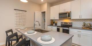Middle Sound West Apartments Gallery 53