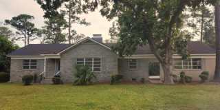 Spacious 3-Bedroom Brick Home with Fireplace and Wood Floors in Valdosta Gallery 1