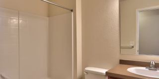 427 1st Ave N, 102 Gallery 13