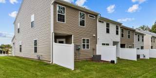 L'Attitude 34 Dillard Creek Gallery 23