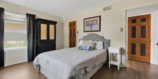 Discover Old World Charm in Northern Hills! Discover Old World Charm in Northern Hills! Gallery 15