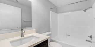 CCA - Columbia Court Apartments LP dba Tuscani Villas Gallery 21