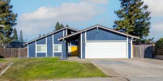 FOUR BEDROOM HOME ON A HUGE LOT SEE VIDEO Gallery 1