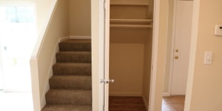 Woodburn Townhomes Gallery 8