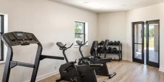 Heron Pond - 55+ Apartments Gallery 14