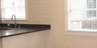 1568 Madison St Gallery 8