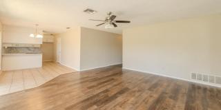 1118 CRESCENT LANE Gallery 6