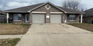 4903 John David Drive unit: B Gallery 1