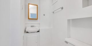 334 East 22nd Street Gallery 11