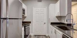 Broadleaf Apartments Gallery 78