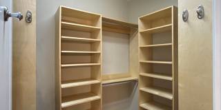 230 S Tryon - T.R. Lawing Realty Property Gallery 12