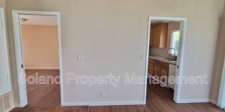 1121 Swallow Ln Gallery 4