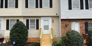3 Bedroom Townhouse Near Downtown Durham 3 Bedroom Townhouse Near Downtown Durham Gallery 6
