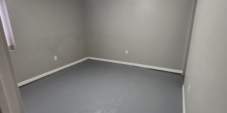 132 North 35th Avenue Gallery 23