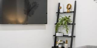 2615 Lake Avenue Gallery 22