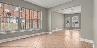 1409 Green Gallery 8