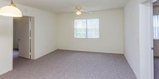 Heron Pond - 55+ Apartments Gallery 19