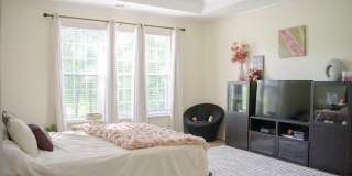 5055 Sussex Drive Gallery 22