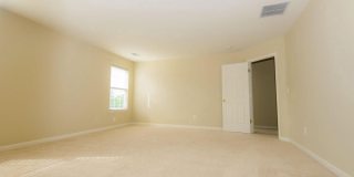 42983 SUNDANCE Square Gallery 17