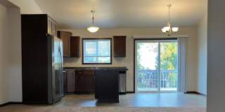 3 Bed 2 Bath Twin Home Gallery 4