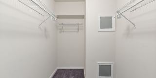 Elegant Townhome in Sought-After Groveton Woods Gallery 32