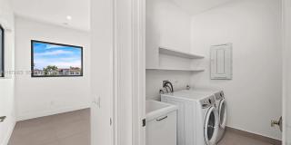 5718 Ashwood Cir W Gallery 70