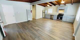 2 bed 1 bath unit for rent in South Lake Tahoe Gallery 1