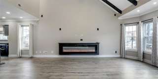 2542 WOODWARD Avenue Gallery 8