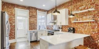 Renovated Historic 4BR Denver Home w/ Private Yard Gallery 13
