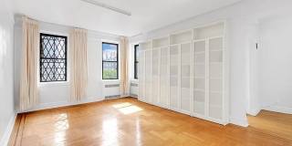 1120 Brighton Beach Ave Gallery 2