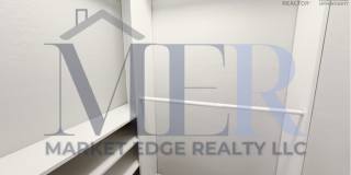 1003 West Howe Street Gallery 23