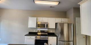 Room in 3 Bedroom Home at Lavista Way Gallery 18