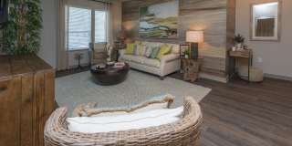 Mariner Grove Gallery 23