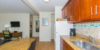 229 Paoakalani Avenue - 1Unit 2102Waikiki Sunset Gallery 7