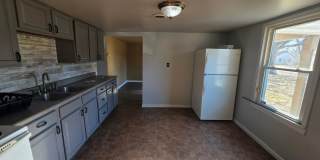 Clean 3 Bed Home - Available Now - Includes Stove & Refrigerator Gallery 1