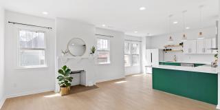 Charming + Modern Highland Park Home - 3 Beds, 2 Baths, Fenced Yard, + Plenty of Parking! Gallery 7