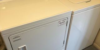 3939 ROLAND Avenue Gallery 4