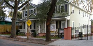 406 E 38th St. Gallery 14