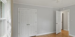 Spacious 4BR House in Signal Mountain Gallery 18