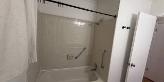 2 bedroom, 1 bath home near Harding Place 2 bedroom, 1 bath home near Harding Place Gallery 10