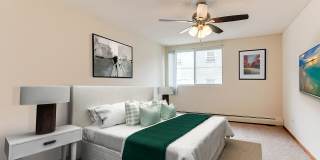 2435 Pillsbury Ave South Gallery 3