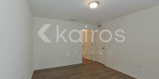 262 Grenada Street Gallery 20