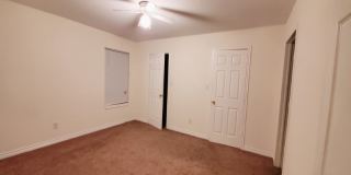 2800 McDonald Gallery 40