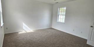 Renovated 4 Bedroom Home! Gallery 12