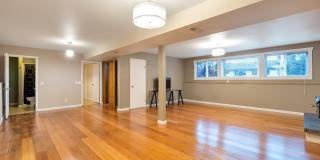 CLICK "REQUEST A TOUR" NOW! Gallery 17