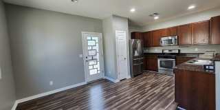 Beautiful Single Story 3 Bedroom close to Cadence Gallery 12
