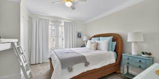 235 10TH AVENUE NE Gallery 23