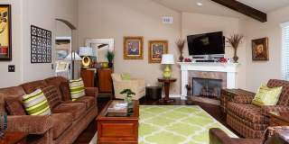 Georgeous 3 bedroom 2 bath home with SOLAR  and a view! Gallery 9
